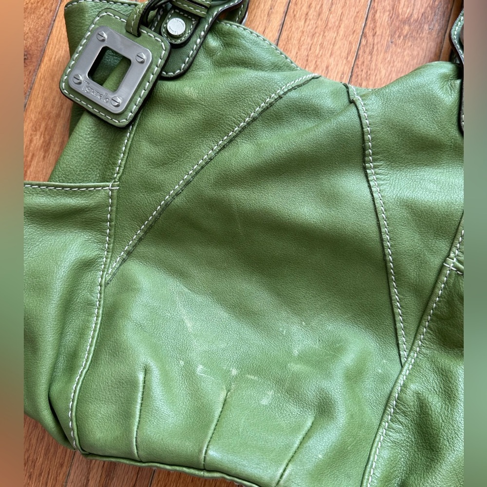 Tignanello Green Soft Leather Shoulder Bag - Picture 2 of 4